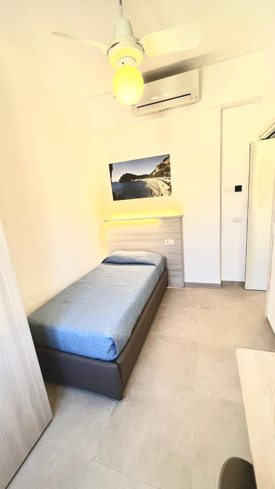 Hotel Al Capo Varigotti Exterior photo