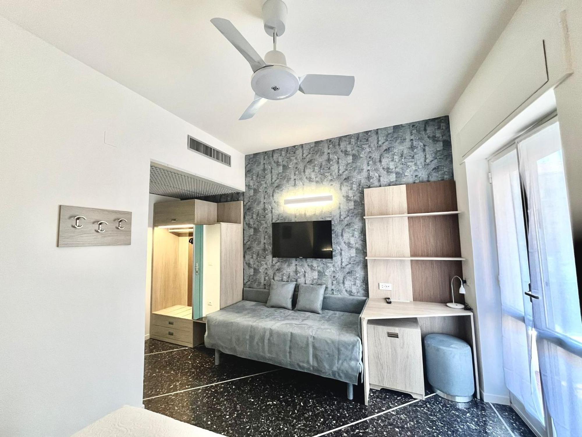Hotel Al Capo Varigotti Exterior photo