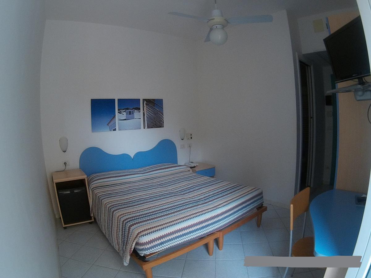 Hotel Al Capo Varigotti Exterior photo